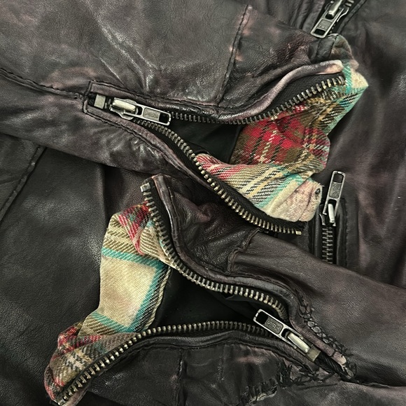 Muubaa Leather Jacket with Flannel - Picture 7 of 9
